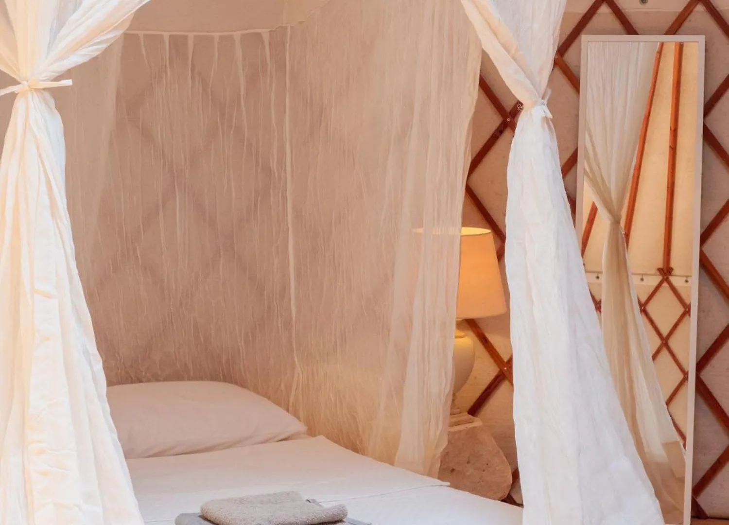 Luxusní stan Forest Yurt Lixouri